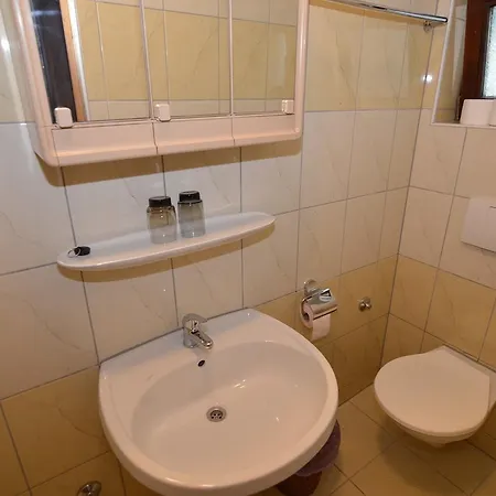 Arthouse Palma Gæstehus 3*